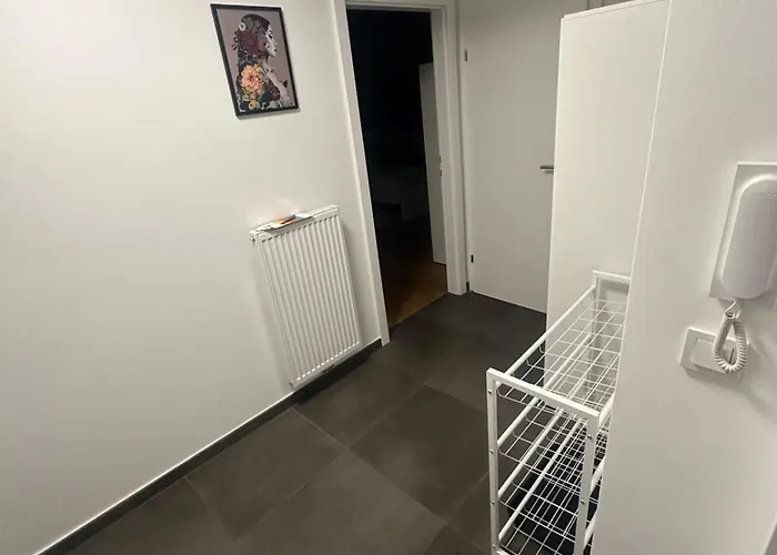 Apartment Spacious With Free Parking *