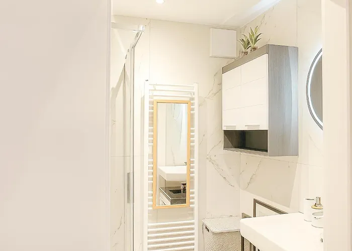 Apartment Spacious With Free Parking Wien